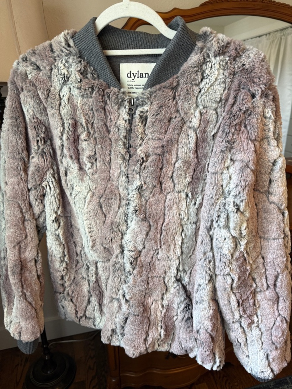 dylan plush faux-fur bomber jacket in mauve and gray